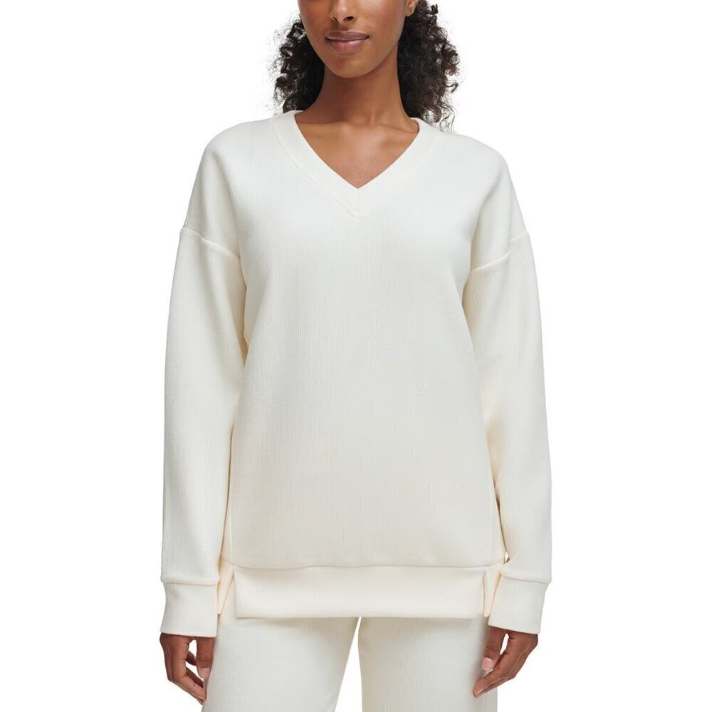 *Andrew Marc Women's Ribbed V-Neck